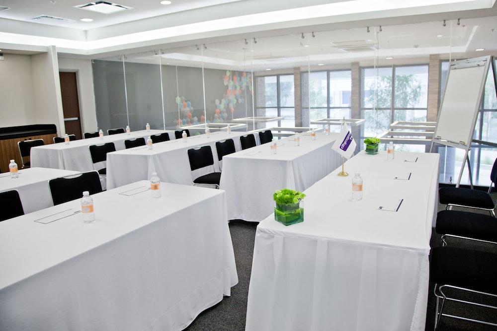 City Express Plus By Marriott Monterrey Nuevo Sur Экстерьер фото