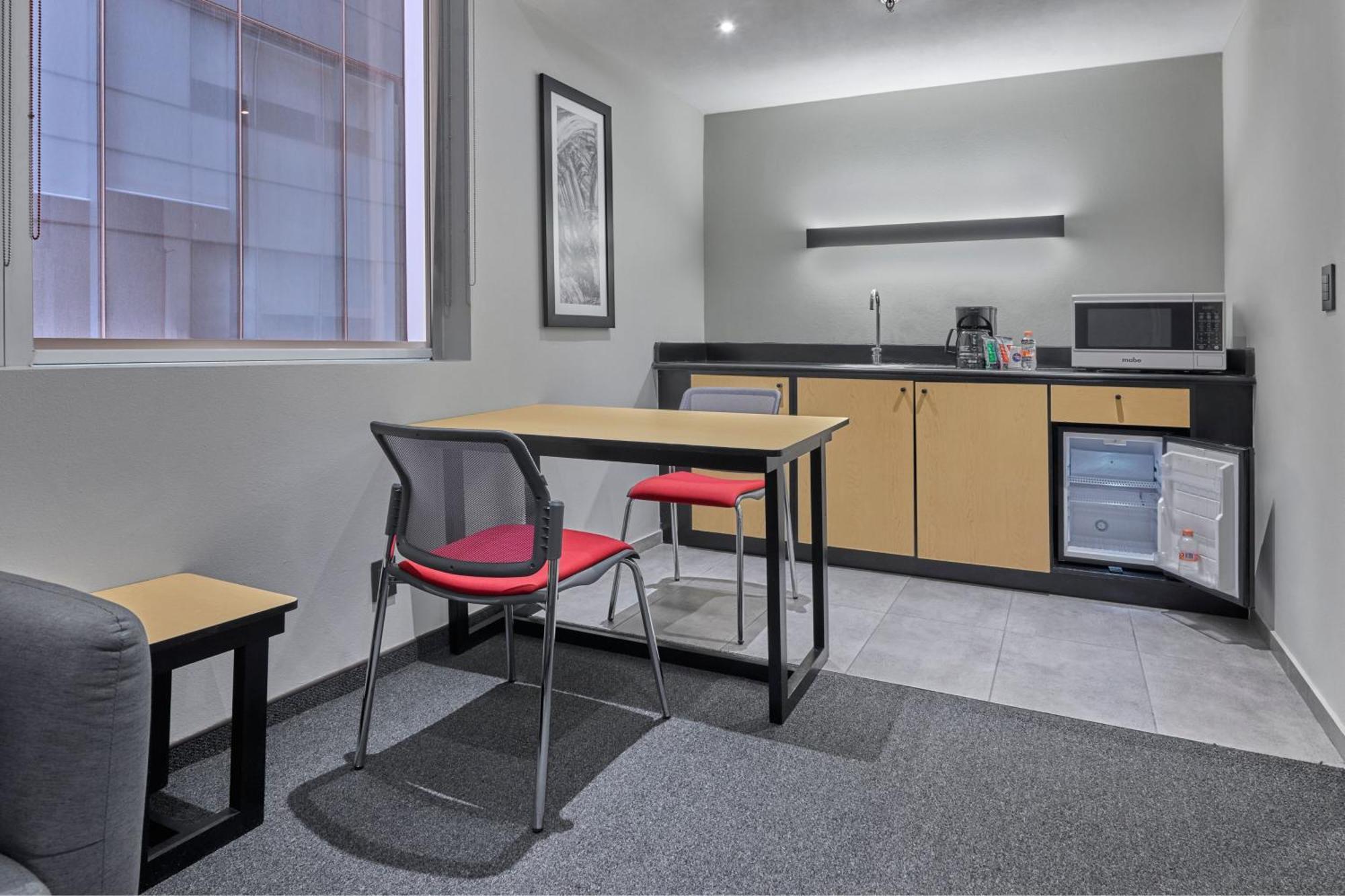 City Express Plus By Marriott Monterrey Nuevo Sur Экстерьер фото