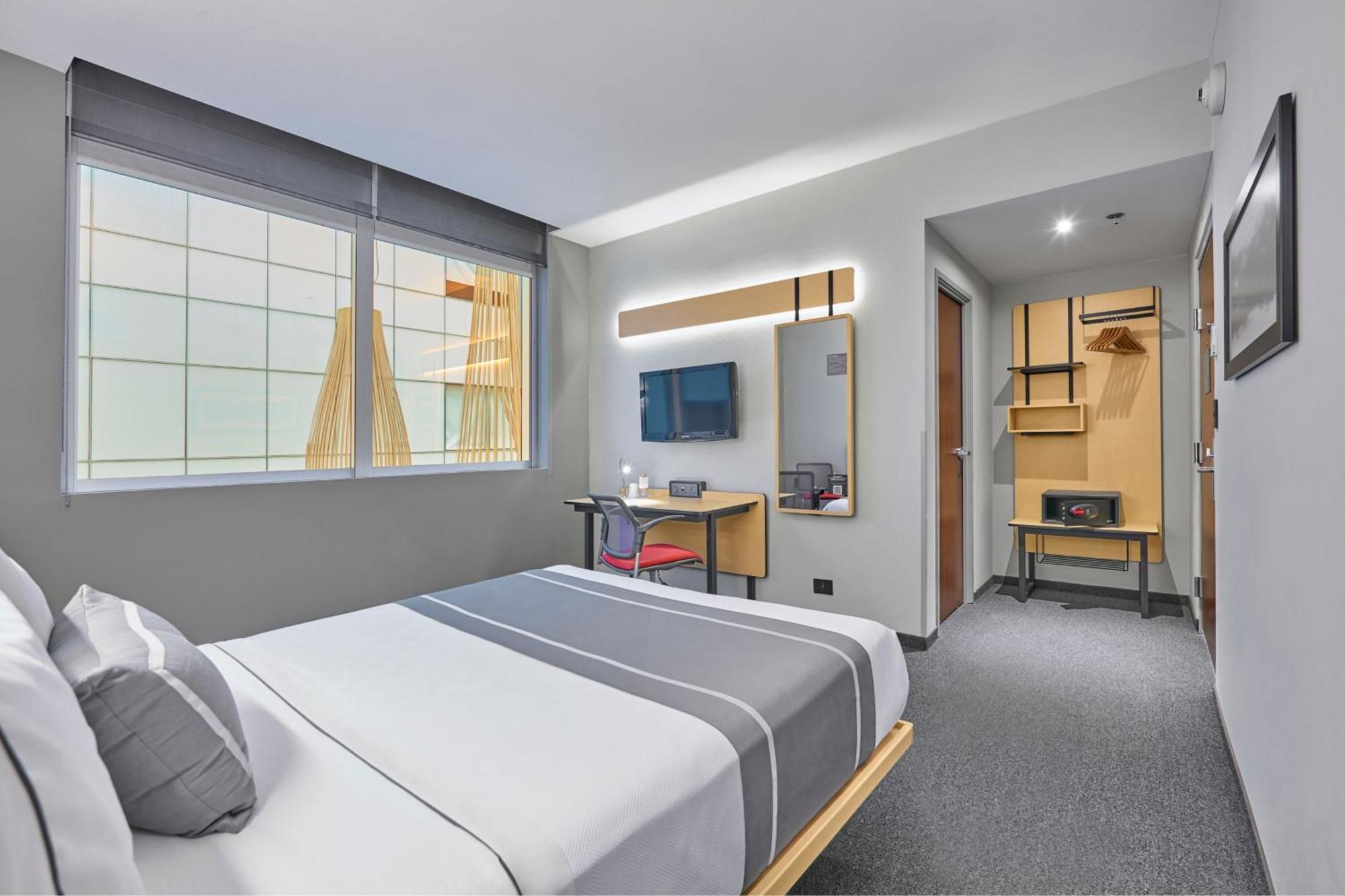 City Express Plus By Marriott Monterrey Nuevo Sur Экстерьер фото